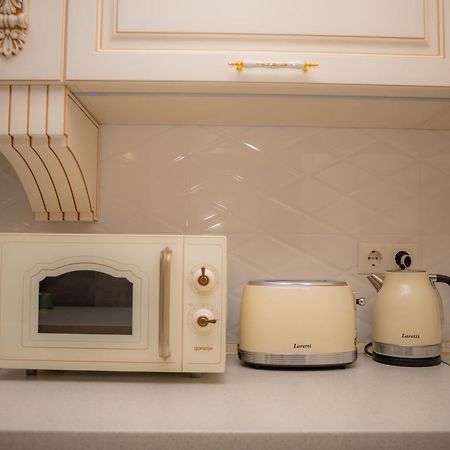 Center Candle Apartment 키시나우 외부 사진