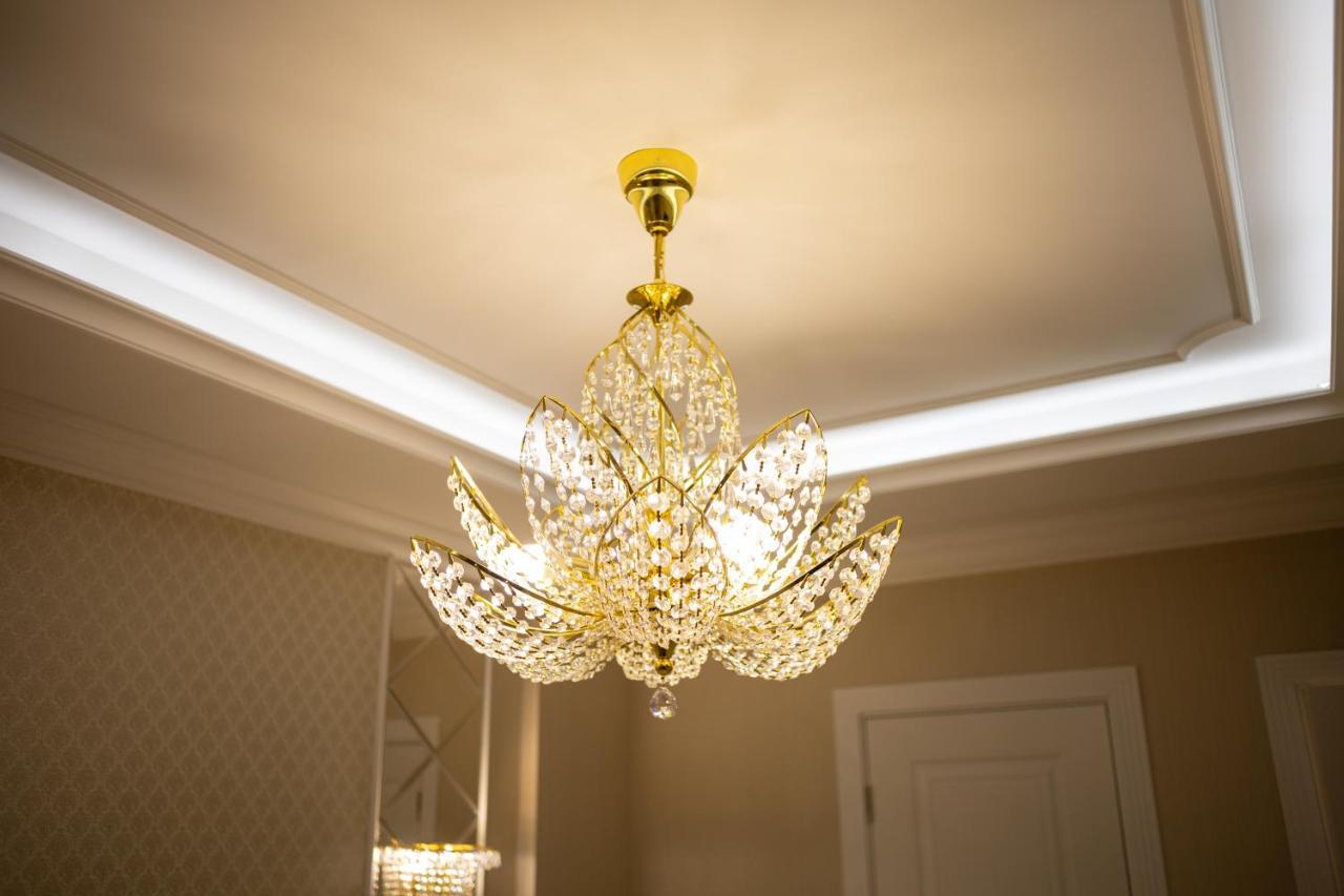 Center Candle Apartment 키시나우 외부 사진