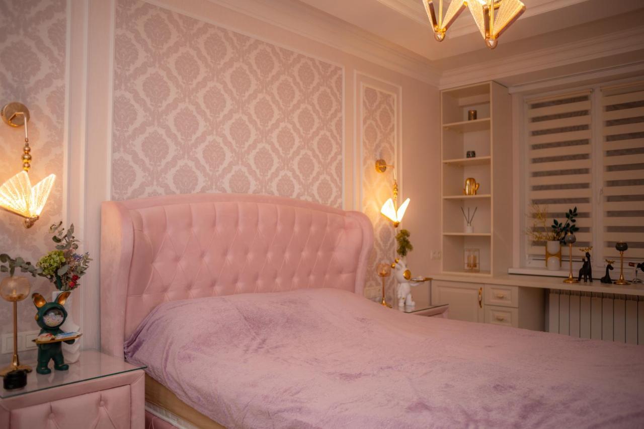 Center Candle Apartment 키시나우 외부 사진