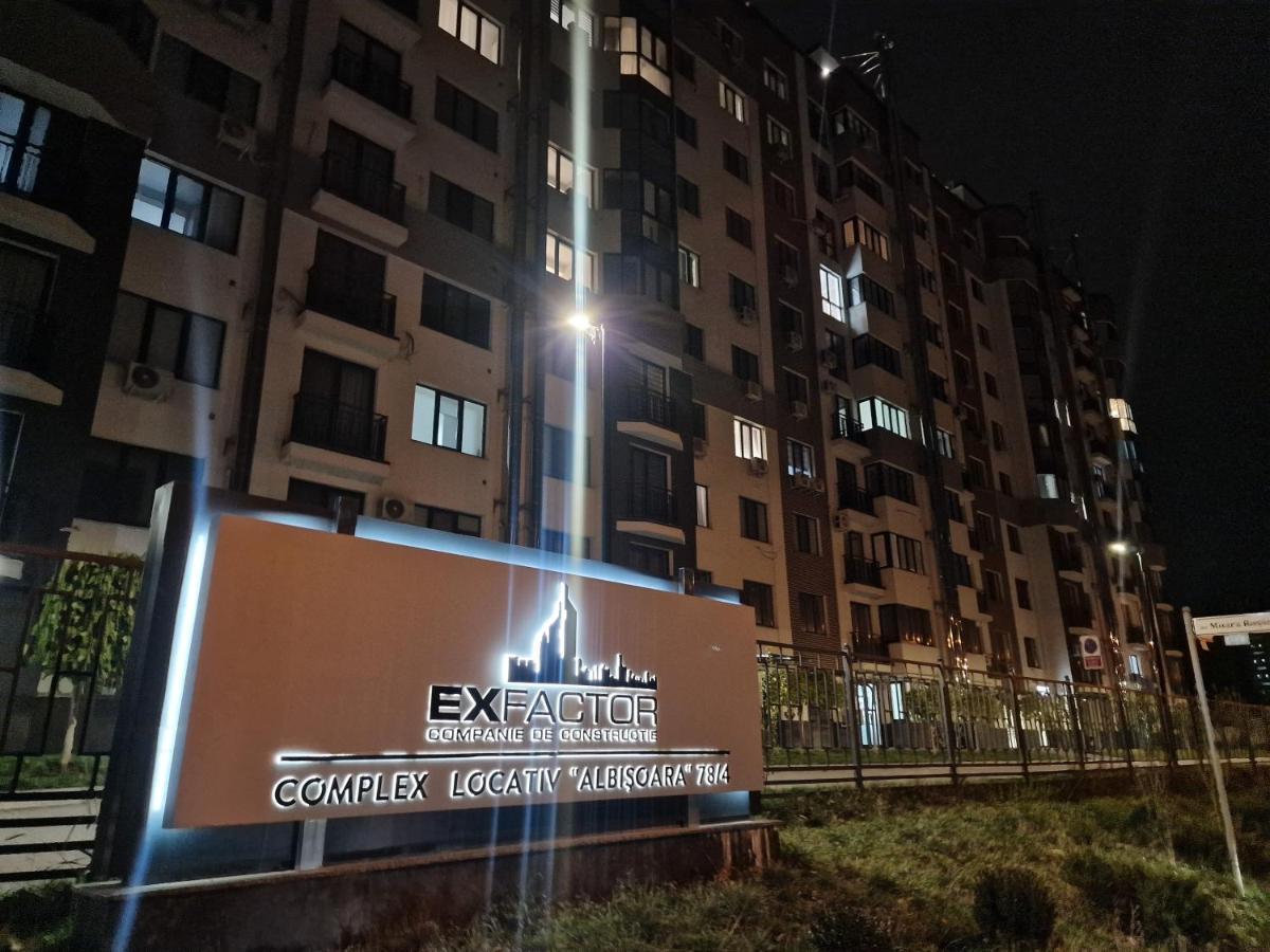 Center Candle Apartment 키시나우 외부 사진